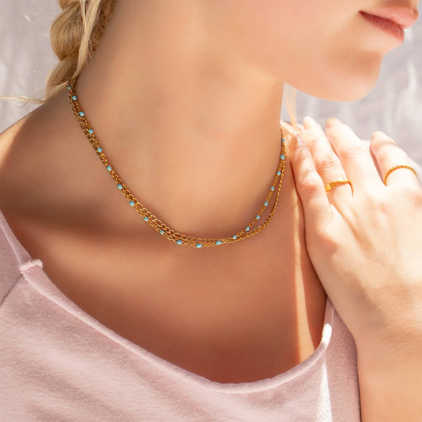 Gold Turquoise Chain Necklace: 16"