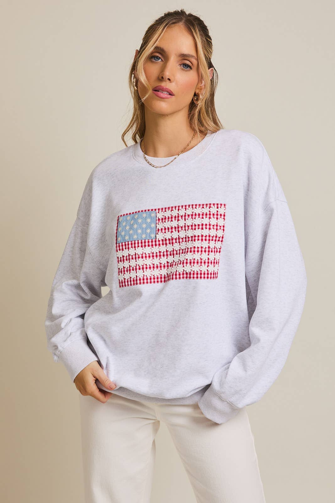 PLUS USA FLAG DAISY CREW NECK SWEATSHIRT