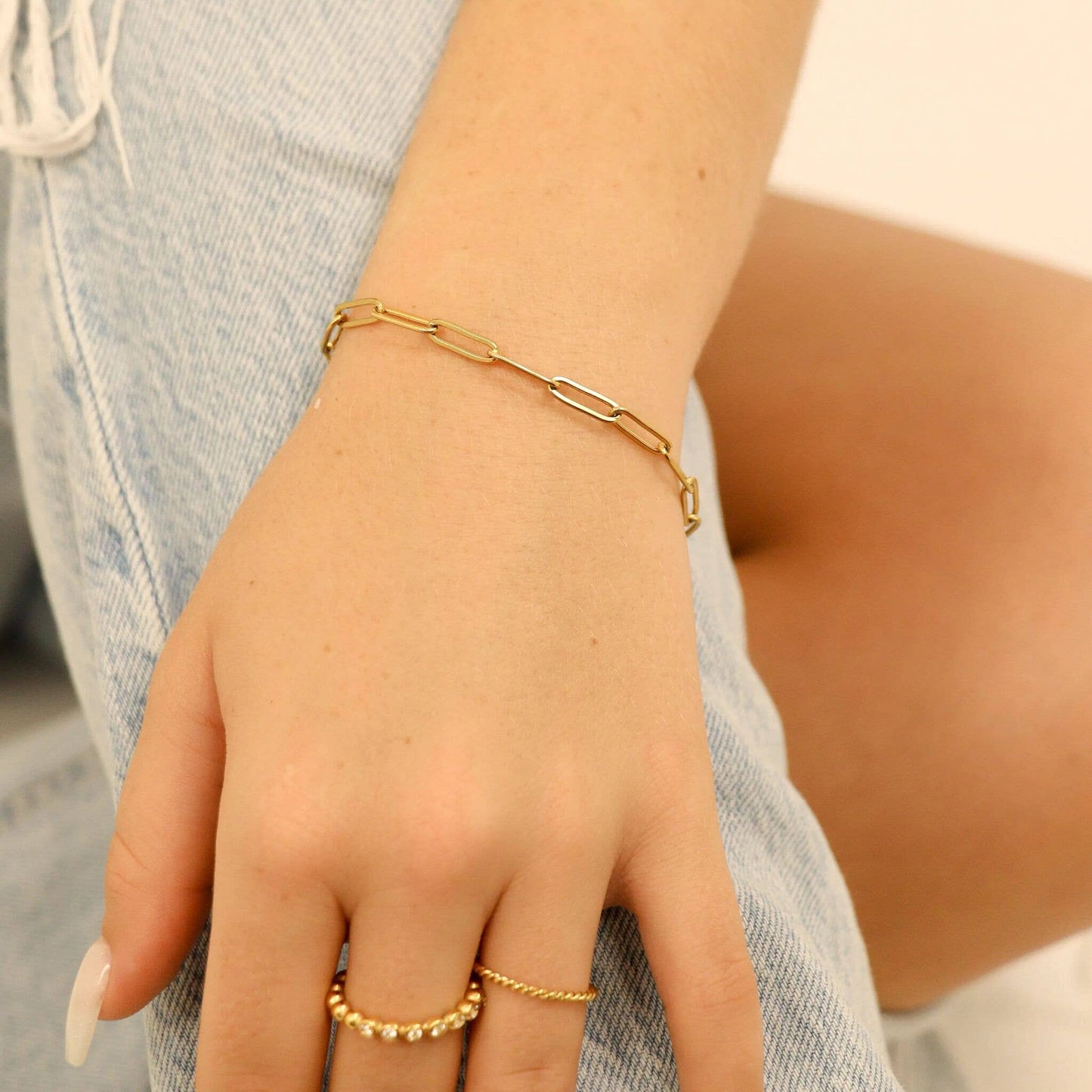 Gold Paperclip Chain Bracelet: 7", 4mm
