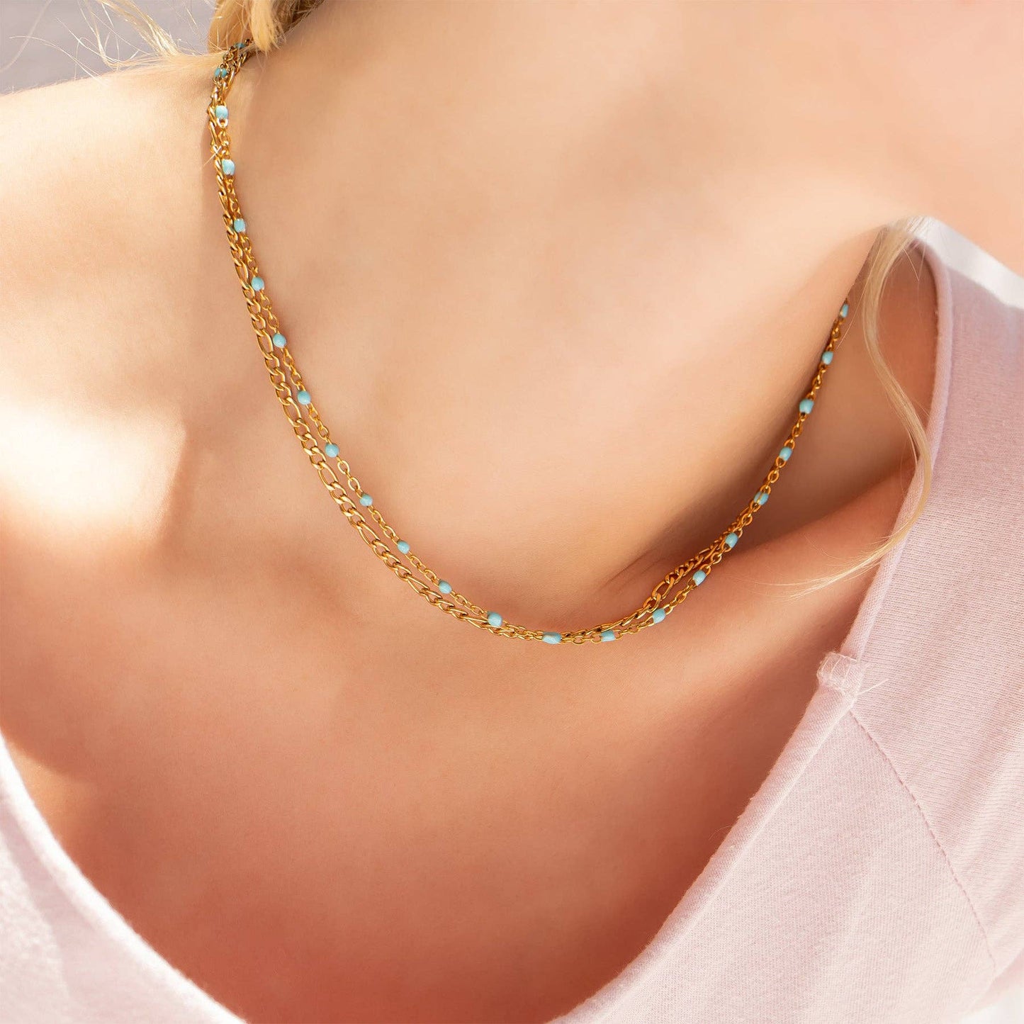 Gold Turquoise Chain Necklace: 16"