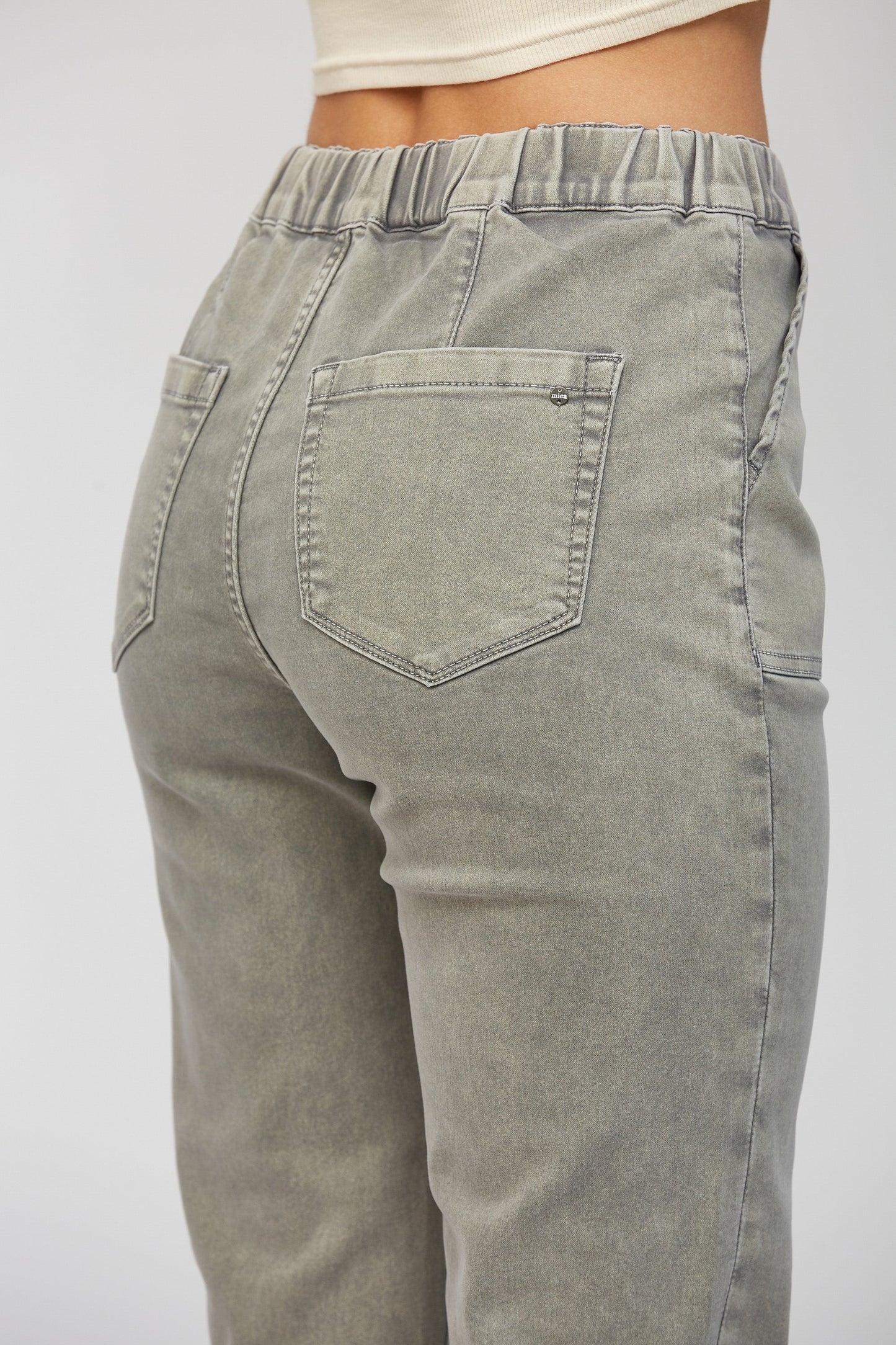 High Rise Crop Jogger (S-3X)