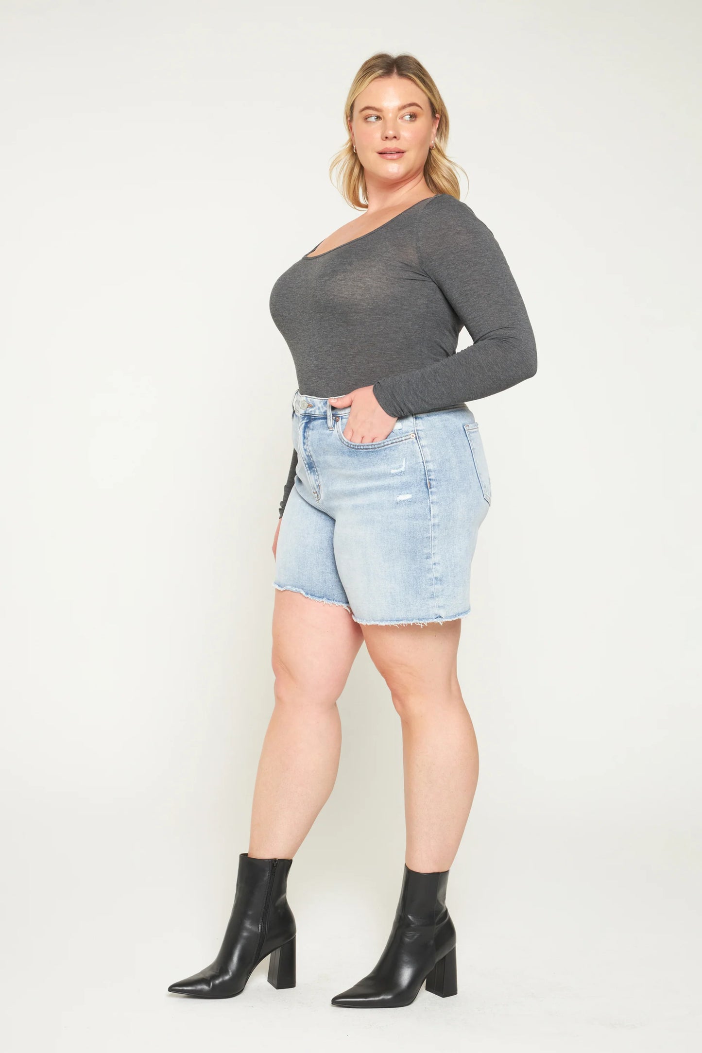 High Rise Shorts W/ Frayed Hem
