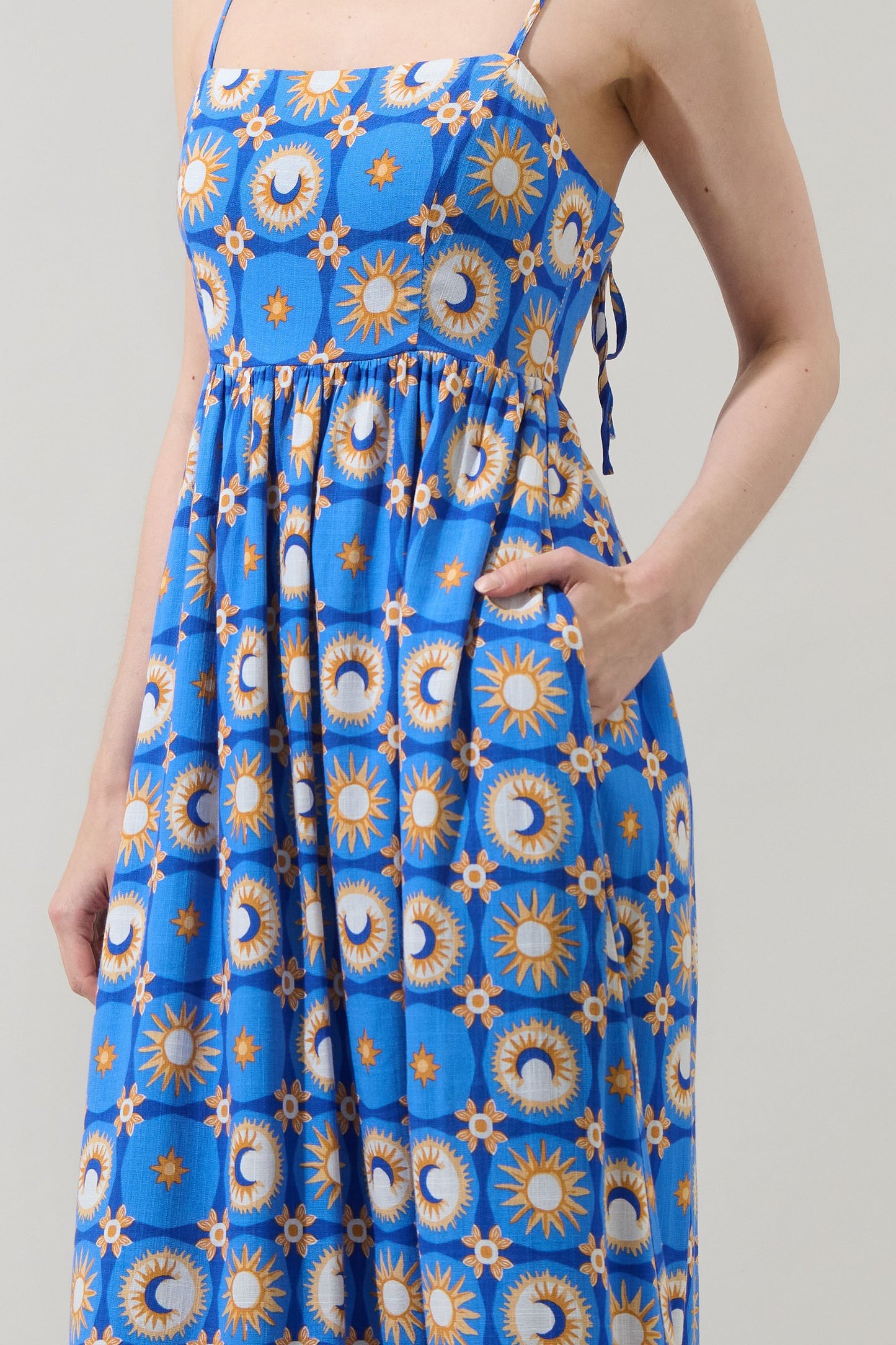 Moonshine Senia Midi Dress