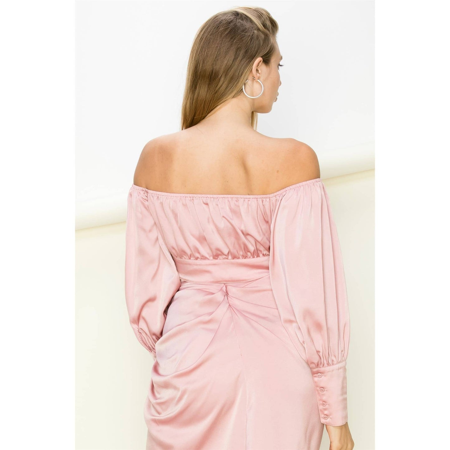 OFF SHOULDER CROP TOP