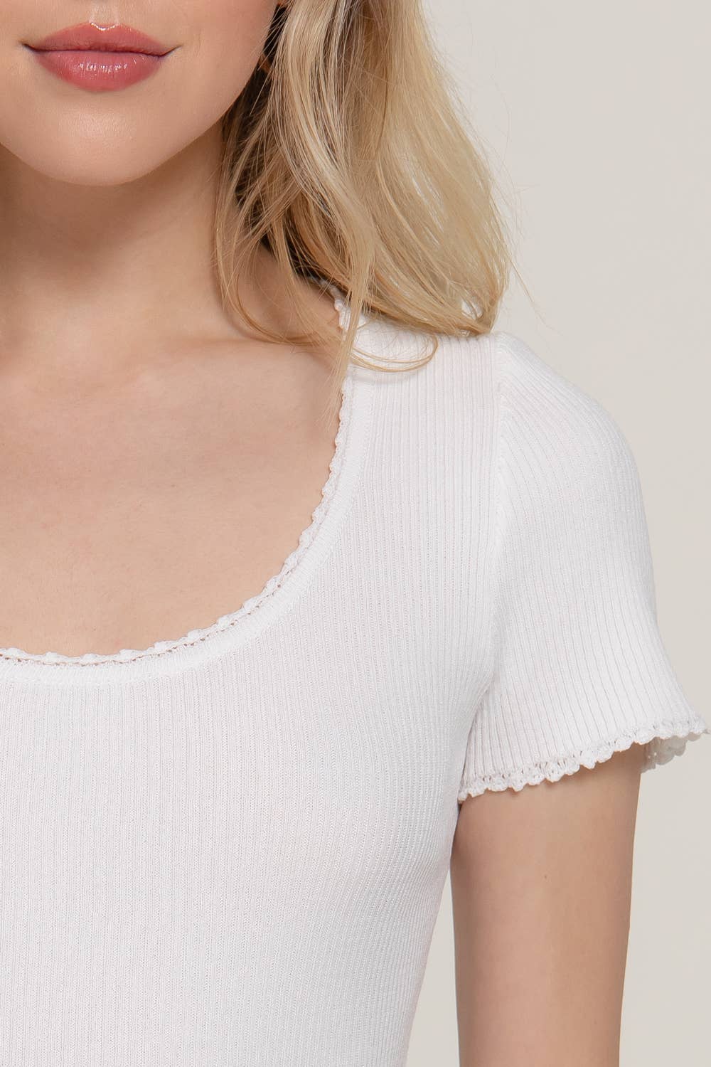 Scallop Trim Scoop Neck Short Sleeve Sweater