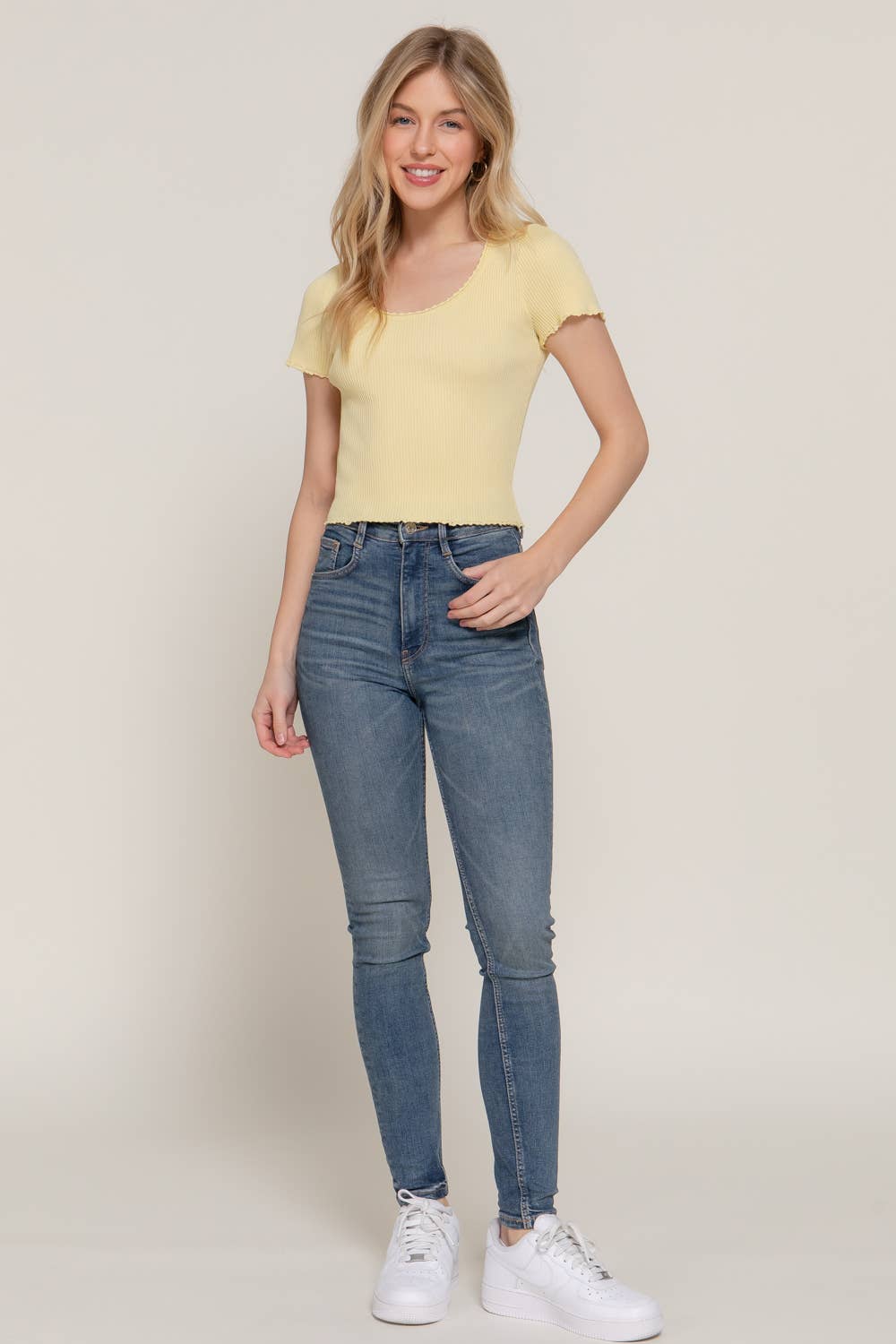 Scallop Trim Scoop Neck Short Sleeve Sweater