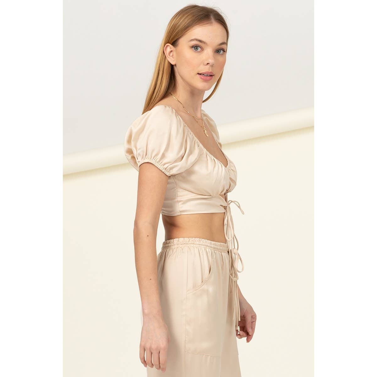 TOO CHIC CUTOUT CROP TOP