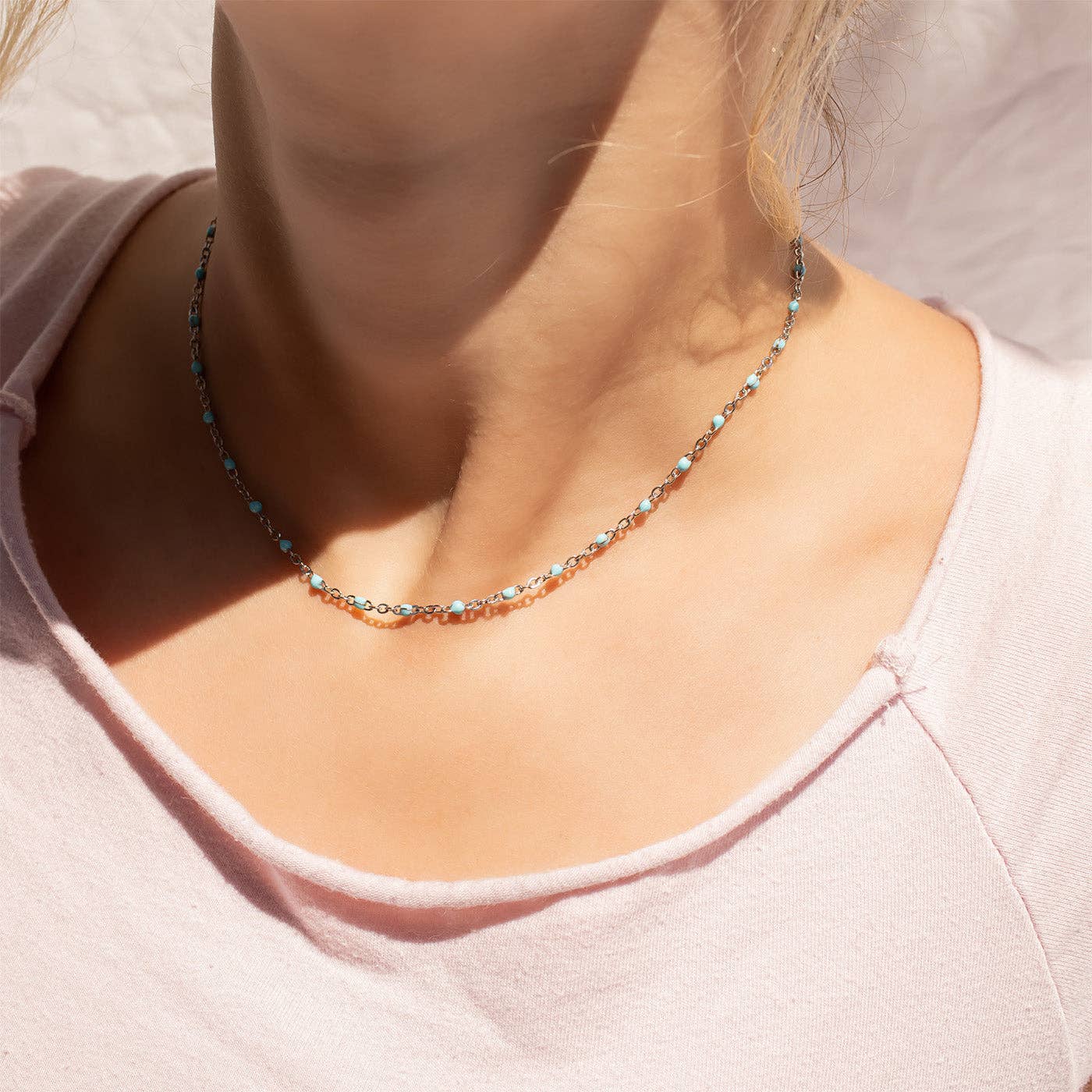 Stainless Turquoise Chain Necklace: 16"
