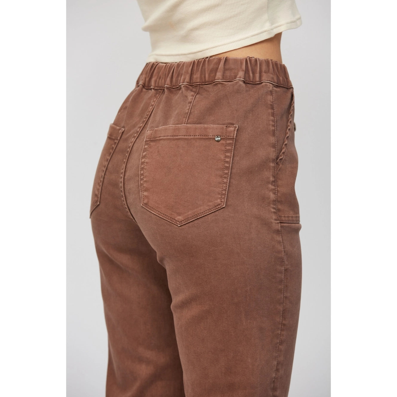 High Rise Crop Jogger Cocoa (S-3X)