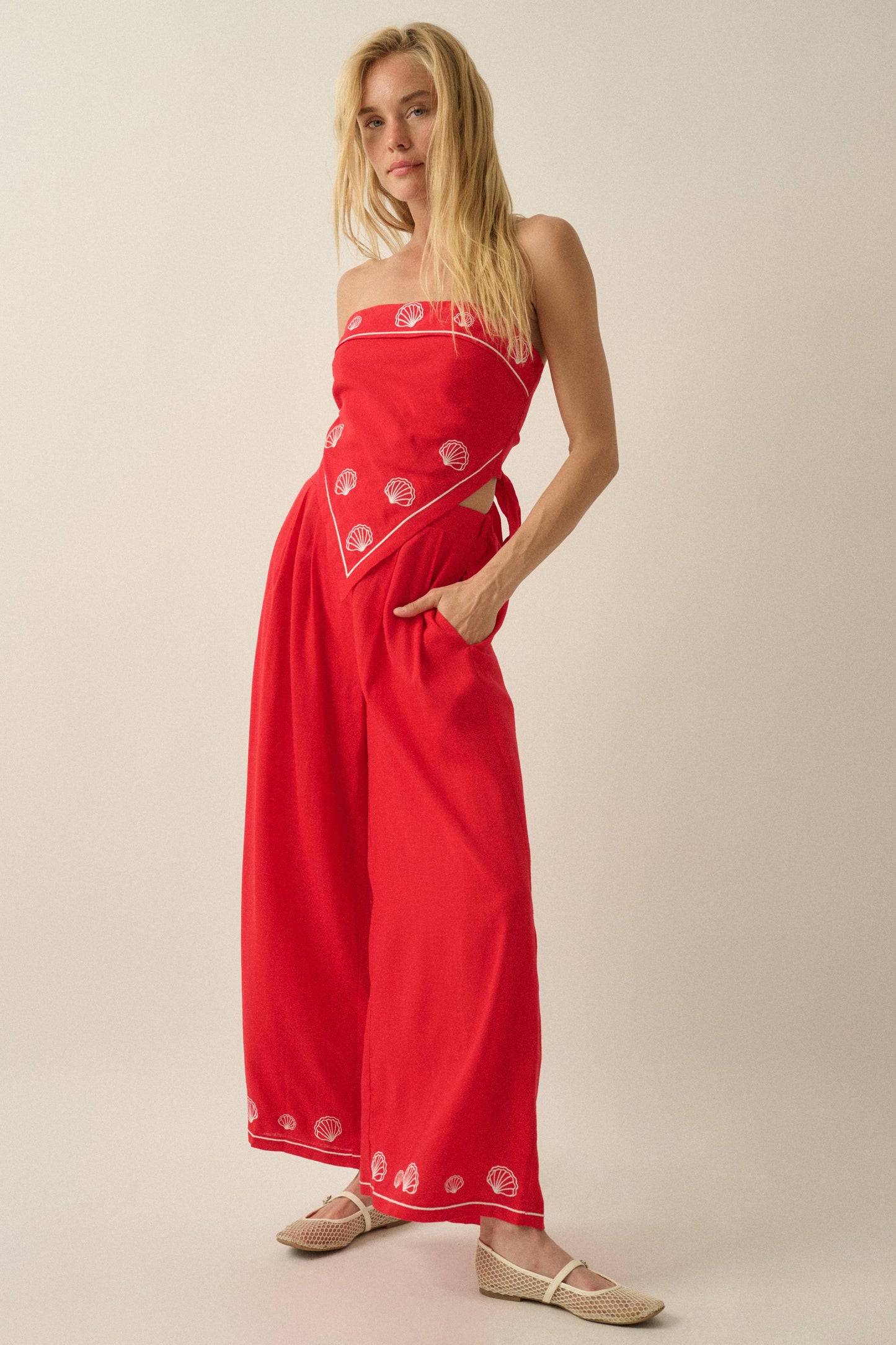 Seashell Pleated Wide-Leg Pants