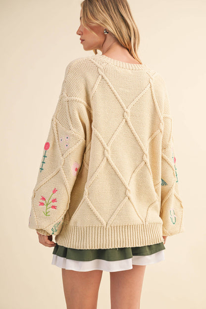 FLORAL EMBROIDERED LATTICE CABLE SWEATER