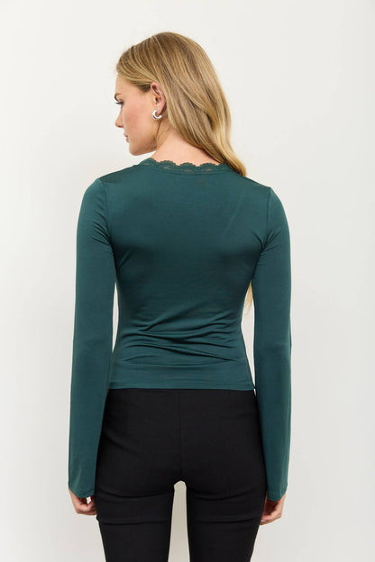 V-Neck Belle Sleeve Top