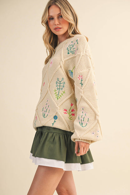 FLORAL EMBROIDERED LATTICE CABLE SWEATER